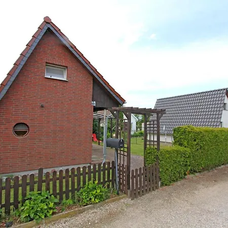 Holiday home Ferienhaus Ruetzenfelde 9561_17